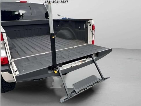 Used 2019 Ford F250 Lariat w/ Lariat Ultimate Package image 6