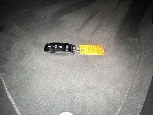 Used 2024 Audi A6 Premium Plus image 30