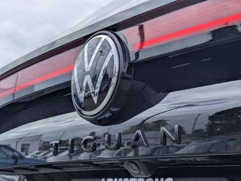 New 2026 Volkswagen Tiguan SE R-Line AWD/4WD image 31