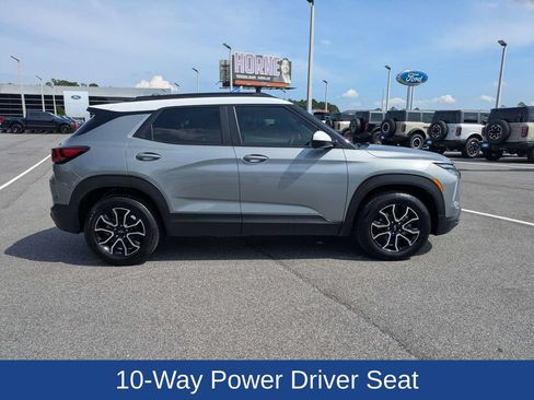 Used 2024 Chevrolet TrailBlazer ACTIV FWD image 5