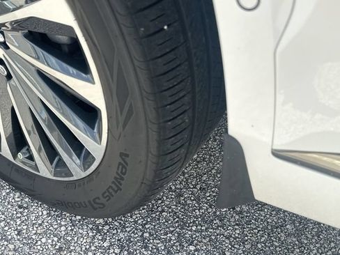 Certified 2025 Hyundai Palisade Calligraphy AWD/4WD image 11