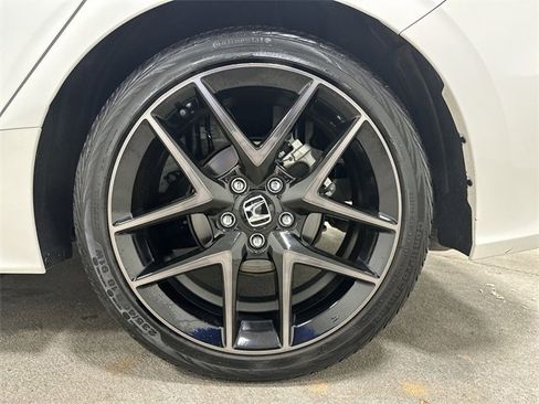 Used 2024 Honda Civic Sport Touring image 14