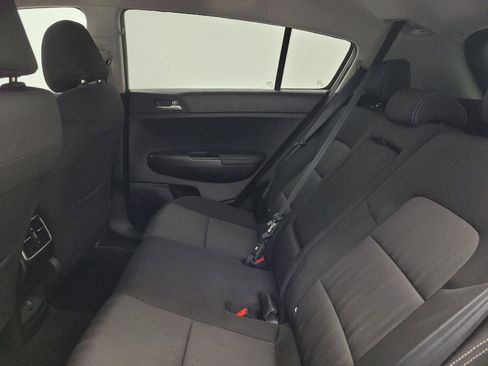 Used 2017 Kia Sportage LX AWD/4WD image 18
