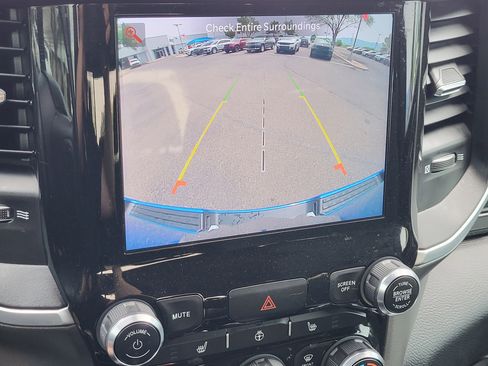 Used 2022 RAM 1500 Big Horn AWD/4WD image 22