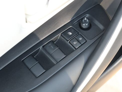 Used 2024 Toyota Corolla SE FWD image 23