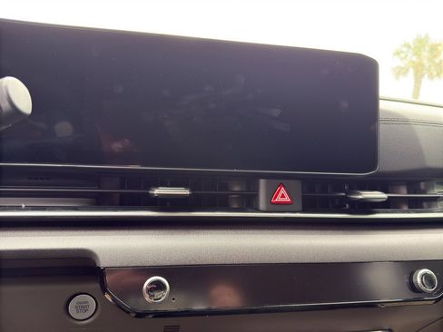 New 2026 Kia Carnival EX image 15