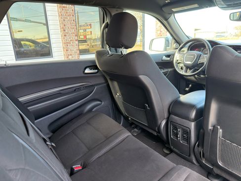 Used 2023 Dodge Durango SXT image 30