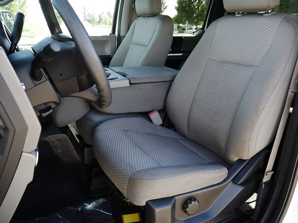Used 2016 Ford F150 XLT AWD/4WD image 14
