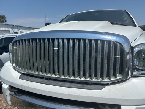 Used 2008 Dodge Ram 2500 Truck Laramie w/ Trailer Tow Group AWD/4WD image 2