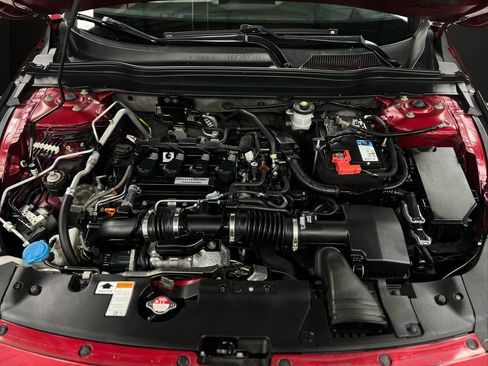 Used 2018 Honda Accord Touring image 41