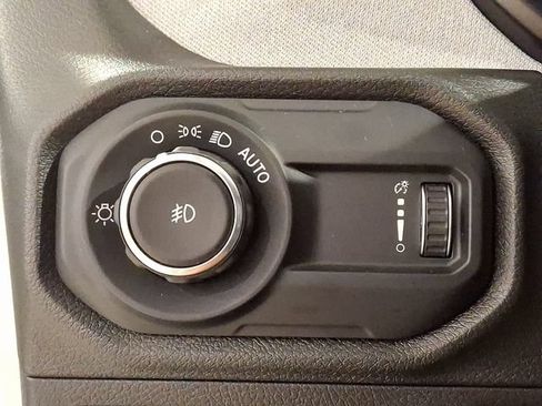 Used 2024 Jeep Wrangler Unlimited w/ Convenience Group AWD/4WD image 22