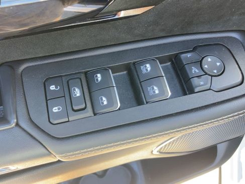 Used 2025 RAM 1500 RHO image 10