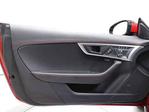 Used 2021 Jaguar F-TYPE R AWD/4WD image 10