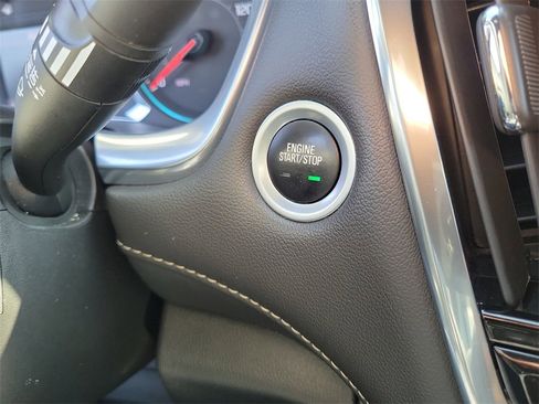 Certified 2023 Chevrolet Traverse LT image 16