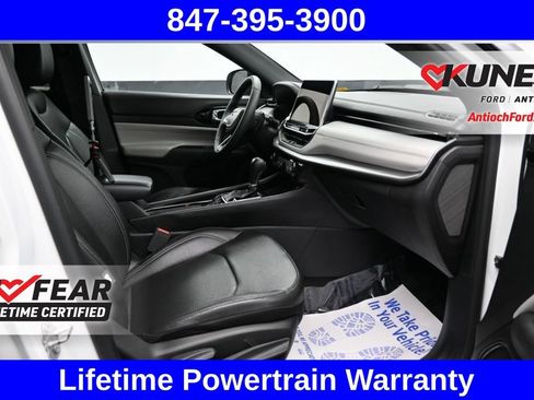Used 2025 Jeep Compass Limited AWD/4WD image 19