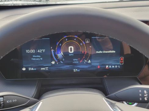 New 2026 Chevrolet Equinox LT w/ Convenience Package II image 11