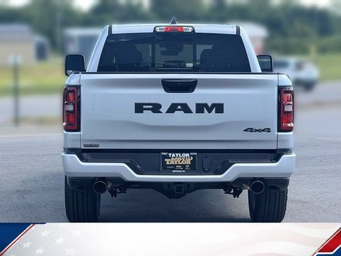 New 2026 RAM 1500 Express AWD/4WD image 3