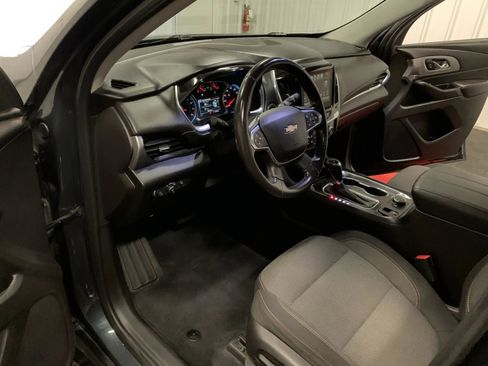 Used 2019 Chevrolet Traverse LT image 42