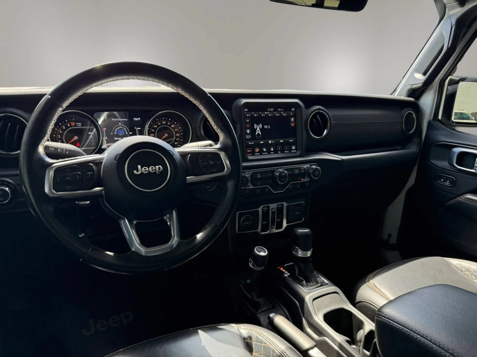 Used 2021 Jeep Gladiator Overland AWD/4WD image 20