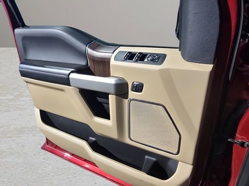 Used 2016 Ford F150 Lariat w/ Equipment Group 501A Mid image 18