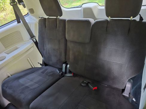 Used 2014 Dodge Grand Caravan SE w/ Quick Order Package 29E SE image 18