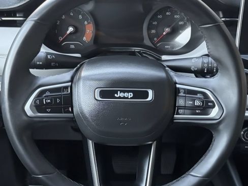 Used 2023 Jeep Compass Limited AWD/4WD image 17