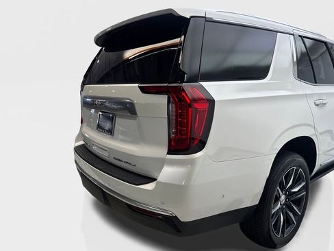 Used 2023 GMC Yukon Denali w/ Denali Reserve Package AWD/4WD image 18