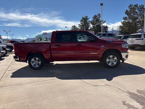 New 2026 RAM 1500 Big Horn AWD/4WD image 4