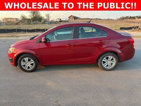 Used 2014 Chevrolet Sonic LT image 6