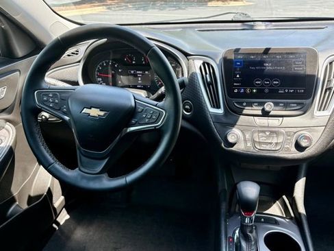 Used 2023 Chevrolet Malibu RS image 19