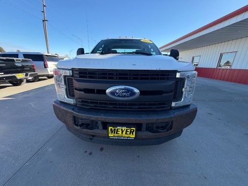 Used 2017 Ford F350 XL w/ Power Equipment Group AWD/4WD image 3