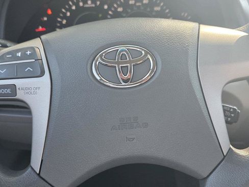 Used 2009 Toyota Camry SE FWD image 15