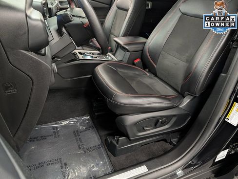 Used 2023 Ford Explorer ST-Line AWD/4WD image 12