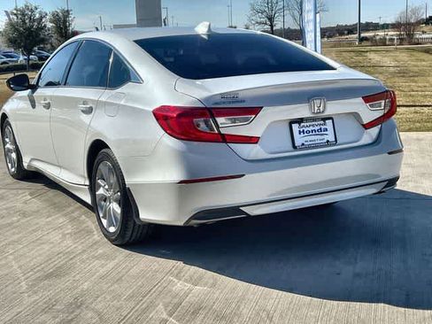 Used 2020 Honda Accord LX image 5