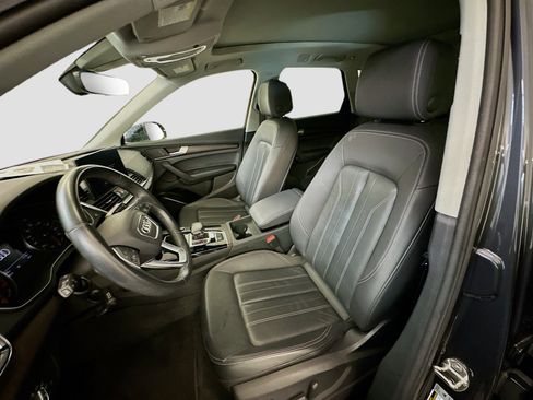 Used 2023 Audi Q5 2.0T Premium w/ Convenience Package image 13