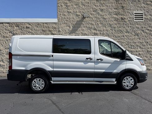 Used 2025 Ford Transit 250 Low Roof w/ Exterior Upgrade Package RWD image 2