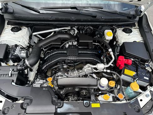 Used 2024 Subaru Crosstrek 2.0i Premium image 16