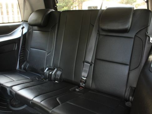 Used 2016 Chevrolet Tahoe LTZ AWD/4WD image 23