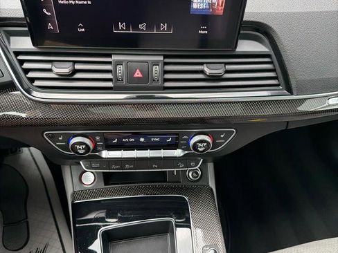 Used 2022 Audi SQ5 Premium Plus w/ Premium Plus Package image 16
