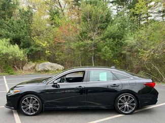 Used 2019 Toyota Avalon Touring w/ Advanced Safety Package FWD video 2