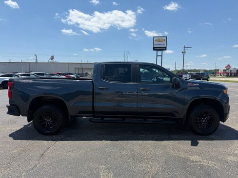 Used 2019 Chevrolet Silverado 1500 Custom Trail Boss image 4