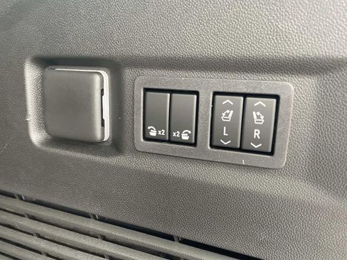 New 2026 Chevrolet Tahoe High Country AWD/4WD image 12