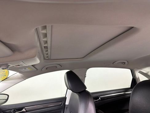 Used 2020 Volkswagen Passat 2.0T R-Line FWD image 14