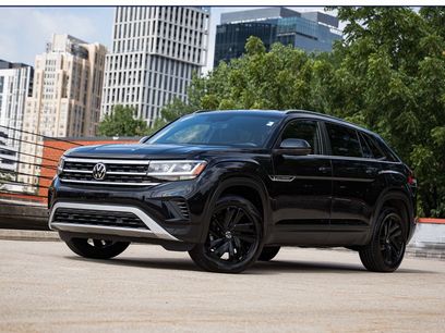 Certified 2023 Volkswagen Atlas Cross Sport SE w/ Black Wheel Package