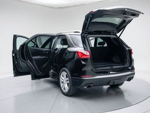 Used 2020 Chevrolet Equinox Premier AWD/4WD image 18
