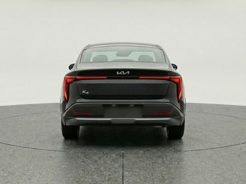 Used 2025 Kia K4 LXS image 7