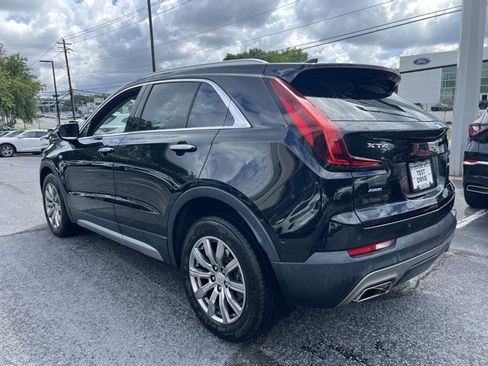 Used 2022 Cadillac XT4 Premium Luxury w/ Safety Alert Package AWD/4WD image 3