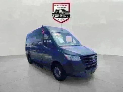 Used 2019 Mercedes-Benz Sprinter 144 image 14