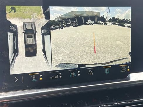 Used 2025 Chevrolet Silverado 3500 LTZ w/ Trail Boss Package AWD/4WD image 32