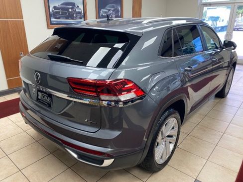 Used 2023 Volkswagen Atlas Cross Sport SE AWD/4WD image 6